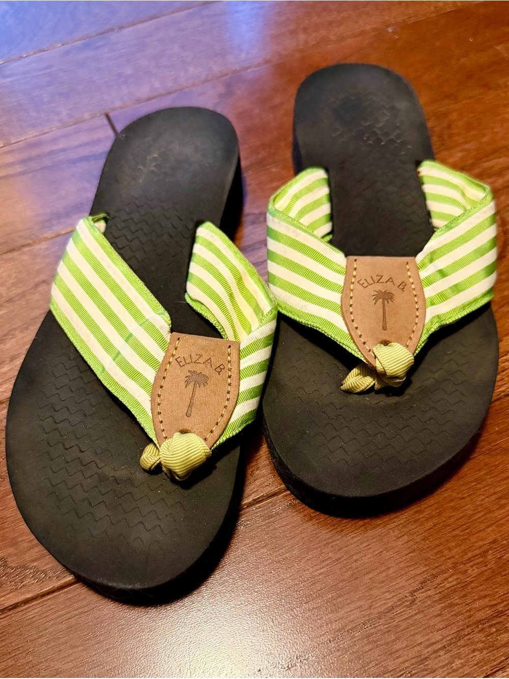 Eliza B Ribbon Lime Green & White Striped Sandal w/ Black Footbed. Size 6.